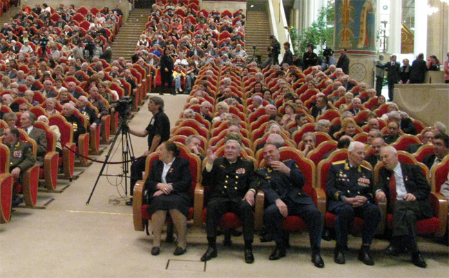 Глухие в Храме Христа Спасителя. Фото "Глухих.нет"