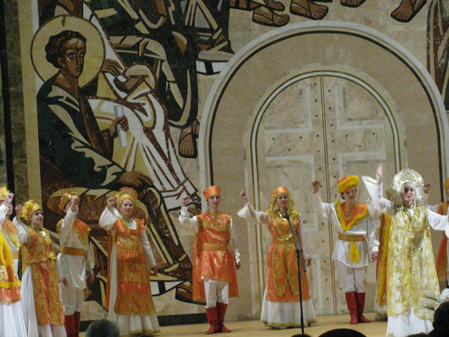 Глухие в Храме Христа Спасителя. Фото "Глухих.нет"