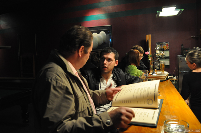 Диско-бар для глухих. Фото "Глухих.нет"