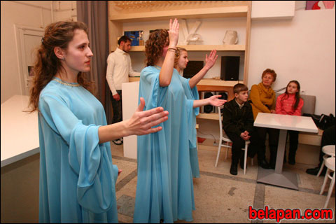 Слабослышащие дети рисуют хорошо