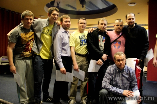 8 лучших игроков.