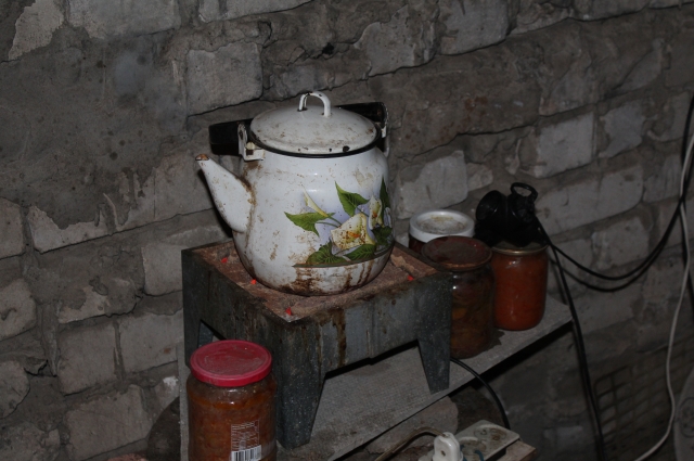 Глухой волгоградец несколько лет живёт в гараже