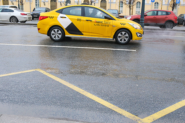 «Я глухая и работаю таксисткой»